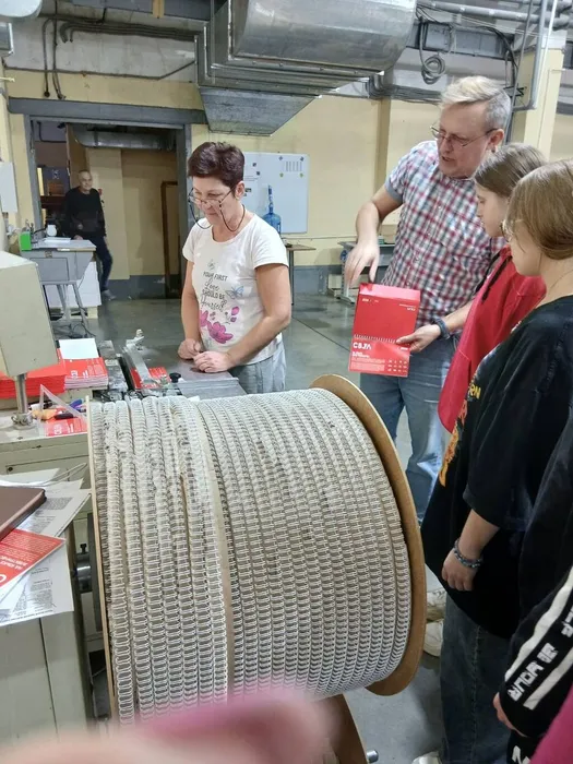 5233547530447032239 (1)