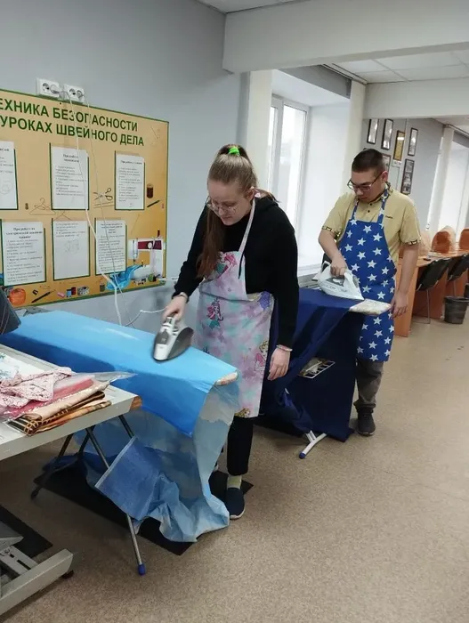 9d5592ec-99c6-417b-8d61-5e65bdcdd9bf