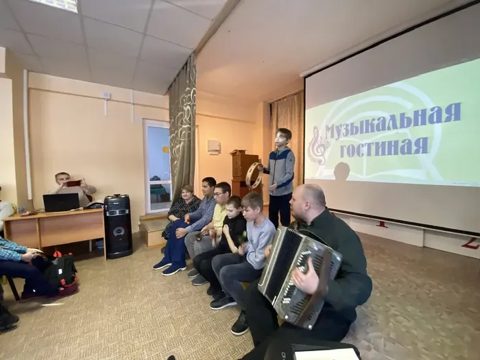 8abc03b8-7d93-4e49-b36f-cba27176877e