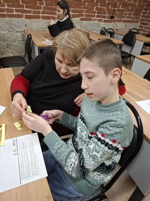 b7feb9bb-7450-40c0-8d86-006553403d2d