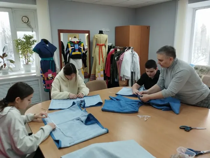 4d1841fb-c9c6-47af-bf01-f42f8a8b696f