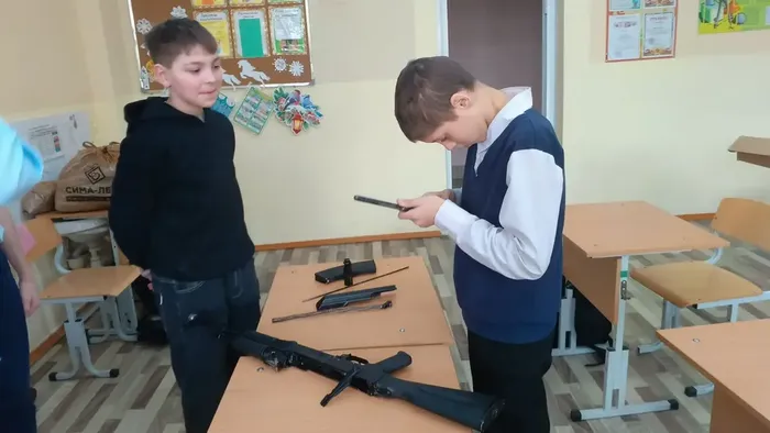 a2900dad-e4b9-400d-b665-6b8d508bfeae